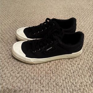 Rocket Dog Black Sneakers with White Accents